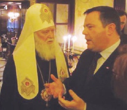 4) Min. Kenney meets with Ukrainian Orthodox Patriarch Filaret at the Ukrainian-Jewish Encounter event in Kyiv.
