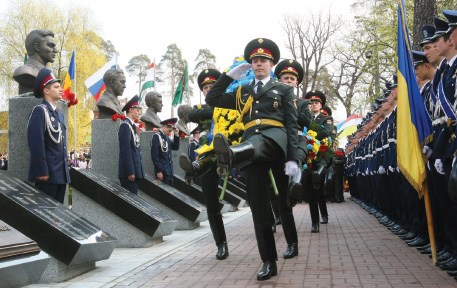 Церемонія відкриття алеї “Героїв Чорнобиля” у Києві