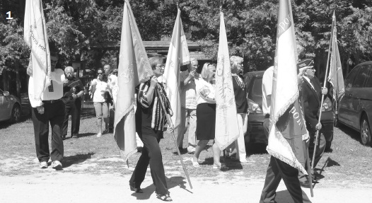 1 – Похід до пам’ятника жертв Голодомору у Гакстоні;