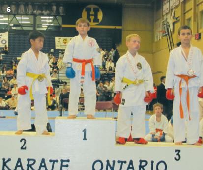 6 – Перше місце на Чемпіонаті з карате провінції Онтаріо 2011 Grand Prix #3 виборов Максим Курпіш